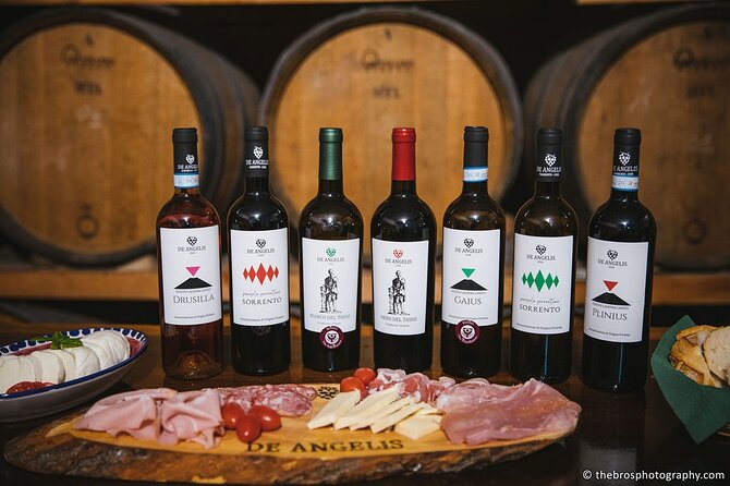 2-hour tasting of 5 wines in Sorrento - Meeting at Via Marziale 14: getting there without stress