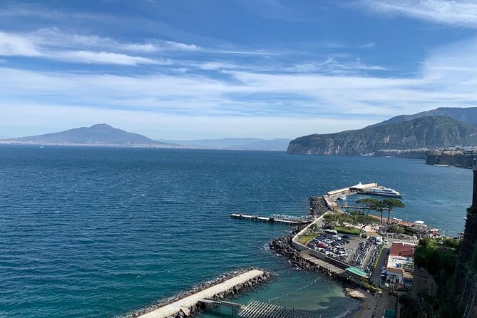 3 Hour Walking Tour of Sorrento with Local Food Tasting - Food tasting: what you should expect from typical Sorrento flavors