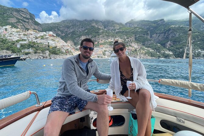 Amalfi Coast Boat Excursion: Swim, Explore, and Relax - Nerano: 10 minutes on the coast, plus the food clue you should remember