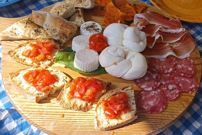 Authentic Farm Tour with Pizza, Cheese, Wine & Limoncello Tasting - Olive oil station: the small lesson that changes how you think about it