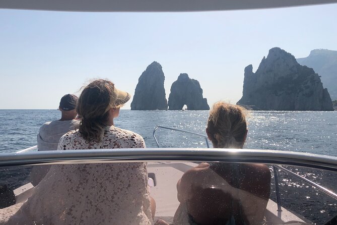 Capri Boat Tour from Sorrento - Blue Grotto depends on sea conditions: how to stay happy if it does not work