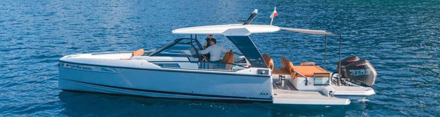 CAPRI: FULL DAY PRIVATE BOAT TOUR ON LUXURY TENDER - Why this Capri private boat day feels like the smart version