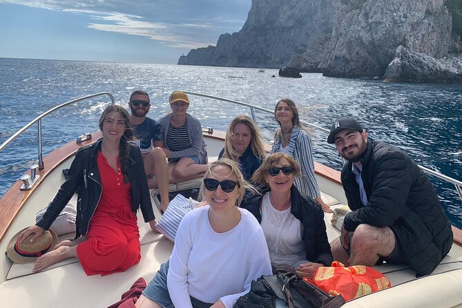 Capri-Positano Private Boat Tour from Sorrento,Positano or Capri - White Grotto: quick pass with the Madonna in the rocks