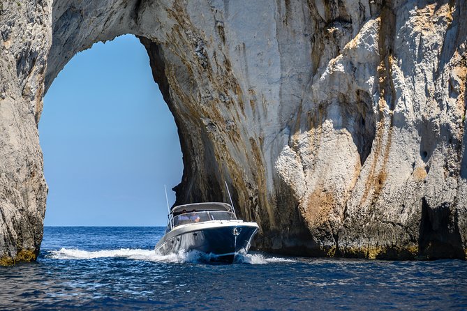 Capri & Positano Tour - The ride from Capri toward Positano: Punta Campanella and Bay of Nerano