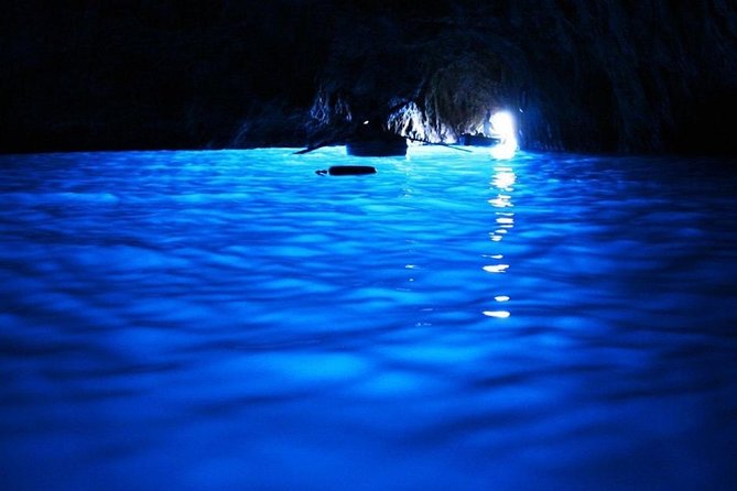 Capri Private Boat Tour from Sorrento, Positano or Naples - Yacht Klase 50 - Cruising the Capri Coast: Grottos, Faraglioni, and Signature Views