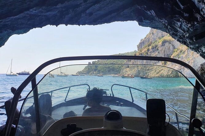 Capri Private Boat Tour from Sorrento - Premium 28ft Boat - Key highlights at a glance