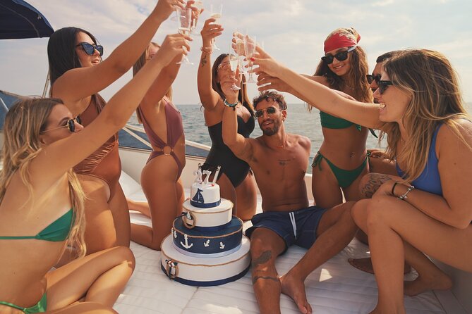 Capri Private luxury Boat Tour - A Private Luxury Day Around Capri From Sorrento