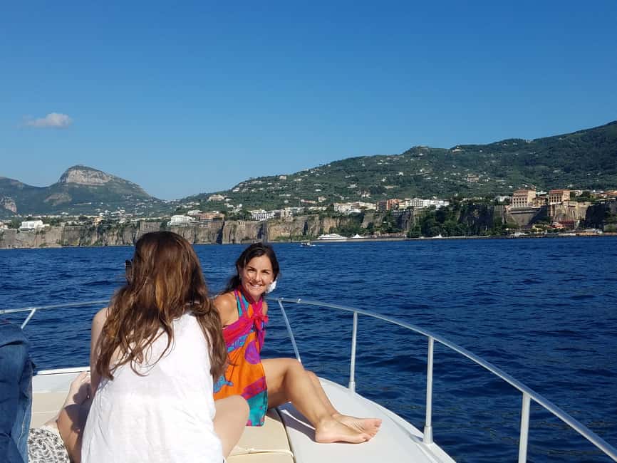 Capri: shared boat tour from Sorrento - 7 hours - Who This Capri Boat Tour Suits Best
