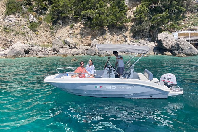 Capri Tour for Private Groups by Luxury Boat - How the 7 to 8 hours actually feels