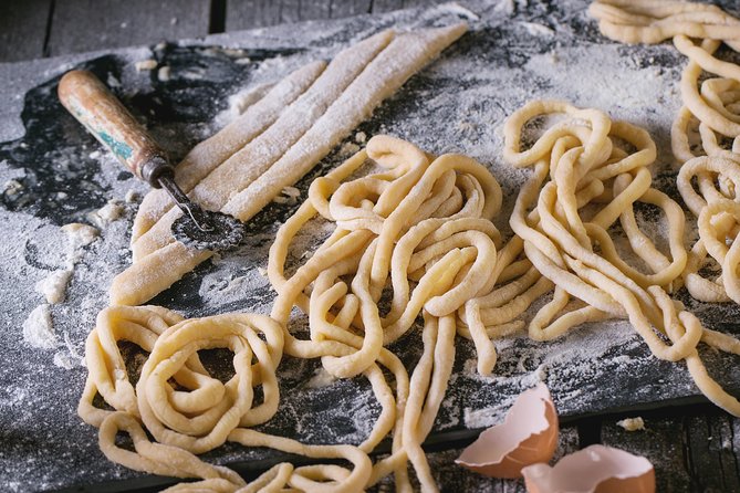 Cesarine: Home Cooking Class & Meal with a Local in Sorrento - Who should book this Cesarine class in Sorrento?