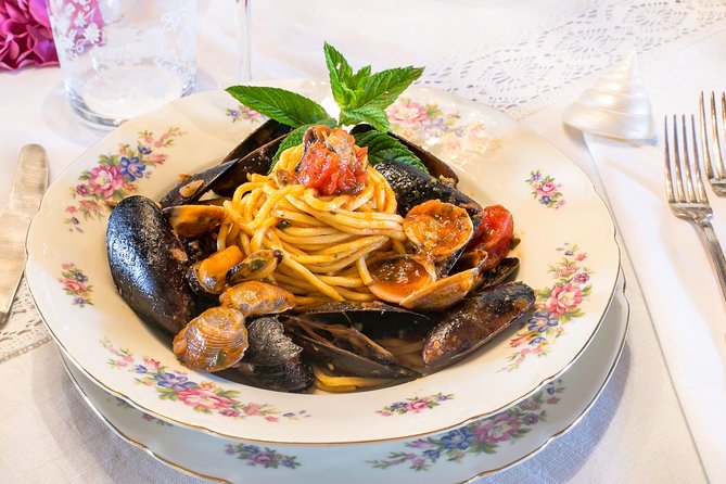 Cesarine: Market Tour & Cooking Class at Local's Home in Sorrento - What You’ll Do in the Market, and Why It’s the Best Part