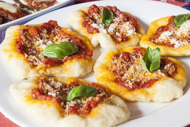 Cesarine: Small group Pizza & Tiramisu Class in Sorrento - What’s included, and why that changes the value