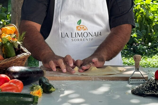Cook and Eat in a Citrus Grove in Sorrento - Group size, language, and comfort tips that make a difference