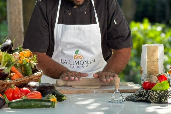 Cook and Eat in a Citrus Grove in Sorrento - The welcome drink and the grove setup you’ll notice right away