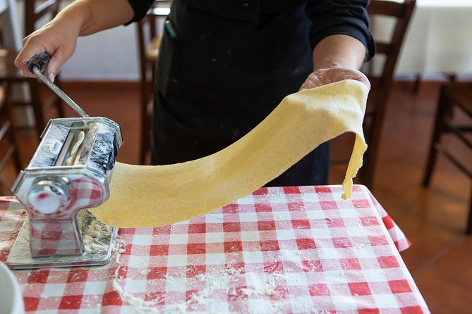 Cooking Class from Sorrento - Group size and pacing: your chances for real technique help
