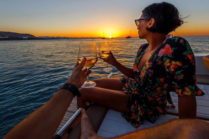 Day to Night Capri Boat Tour with Swim, Snorkel & Aperitif - Why This 4 PM Capri Departure Feels Different