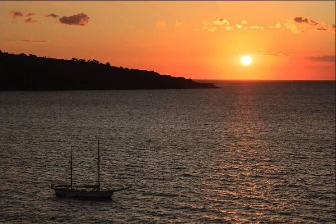 Day to Night Capri Boat Tour with Swim, Snorkel & Aperitif - The Views Between Capri Stops: Natural Arch, Malaparte, Faraglioni, Punta Carena