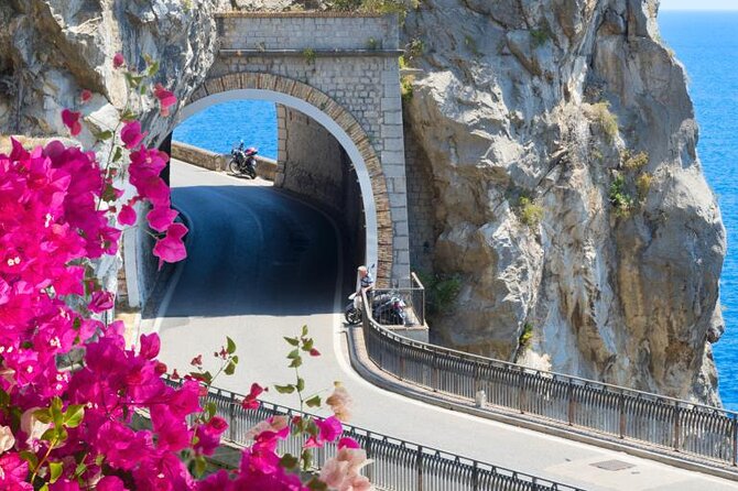 Deluxe Sharing Amalfi Coast - Praiano: The Quieter Coast Stop That Helps You Breathe