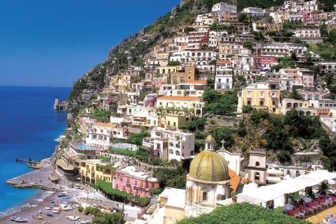 Deluxe Sharing Amalfi Coast - The Scenic Stretch Between Towns (Where the Photos Happen)