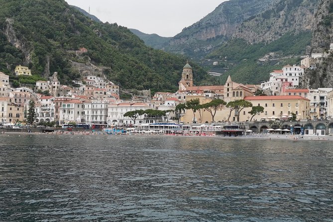 Discover the Amalfi Coast with a private boat tour - Bagni della Regina Giovanna: Roman ruins and a dramatic legend