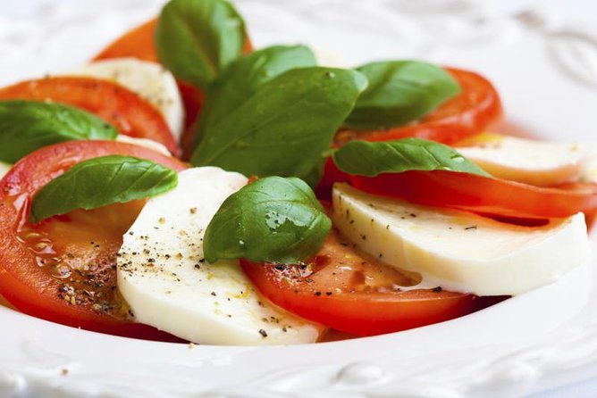 Farm-to-Table Experience: Olive Oil, Garden Tour & Nonna’s Lunch - Bruschetta, mozzarella, and olive oil tastings that teach your palate