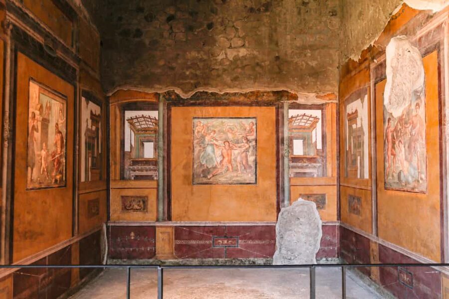 From Naples: Pompeii Skip-the-Line Guided Tour - Via dell’Abbondanza and the Theater District: Streets as a Time Machine