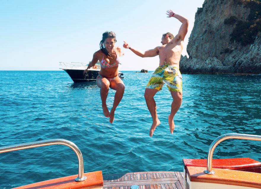 From Sorrento: Capri Island Small Group Boat Excursion - Sorrento to Capri by Small-Group Boat: How the Day Really Flows