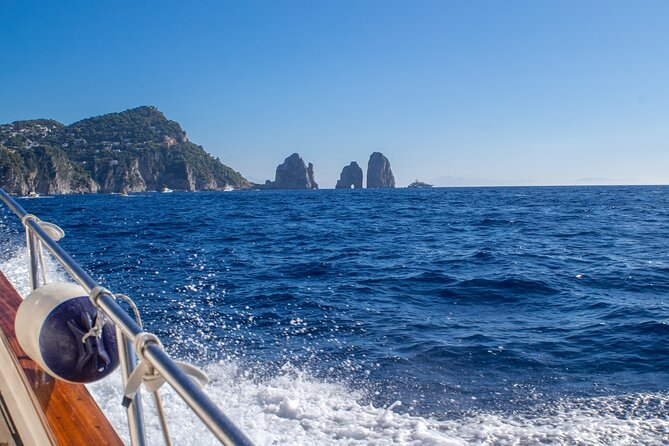 From Sorrento: Capri & Positano Private Boat VIP Tour - Meeting in Sorrento and getting your bearings fast