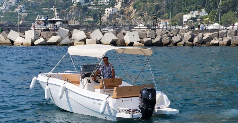 From Sorrento: Full Day Capri Private Boat Trip with Drinks - White Grotto and Red Grotto pass-by stops (and what you should watch for)