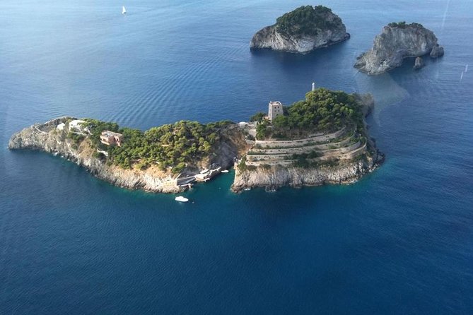 From Sorrento/Nerano: Amalfi Shared Tour - without pick up - Fiordo di Crapolla and Islet d’Isca on the return route