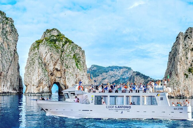 From Sorrento/Nerano:Capri Shared Tour (9:15am Boat Departure) - The optional shuttle on the island: when it’s worth paying extra