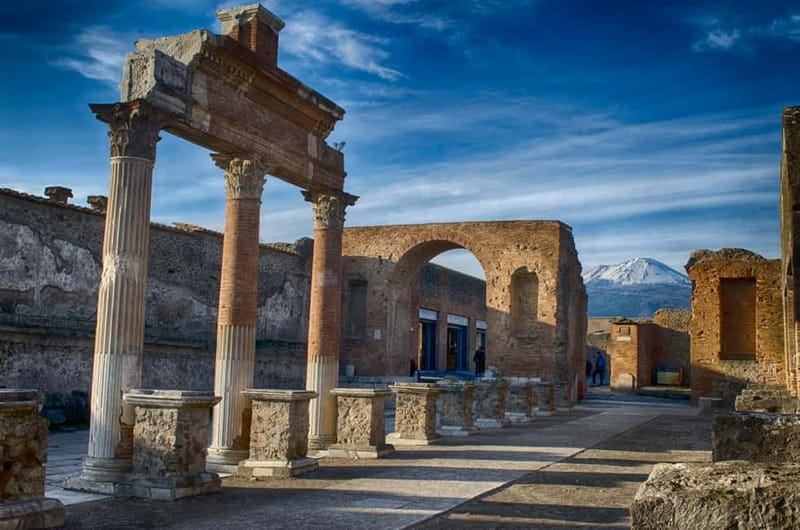 From Sorrento: Pompeii and Mount Vesuvius Trip with Lunch - Key things that make this day trip work