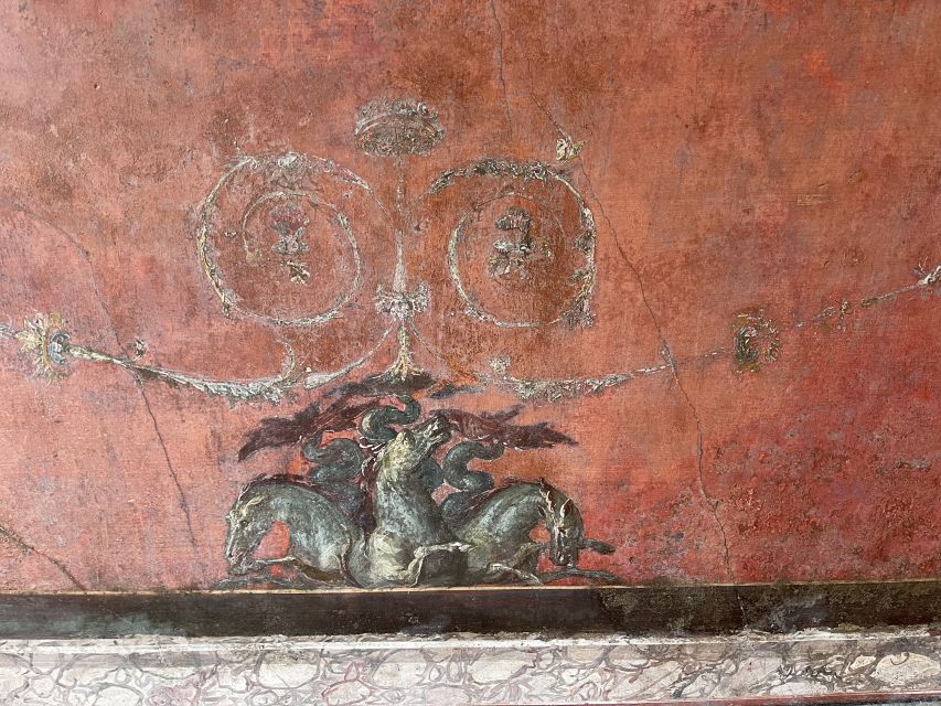 From Sorrento: Pompeii and Vesuvius Skip-the-Line Tour - Mount Vesuvius National Park: using your 80 minutes for crater views