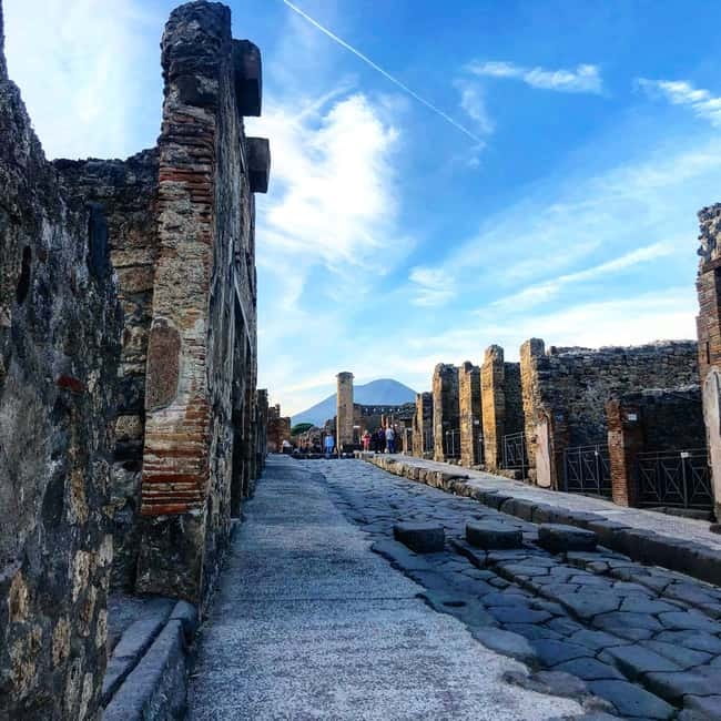 From Sorrento: Pompeii Guided Tour with Skip the Line - When heat, crowds, and a late start can affect your plan