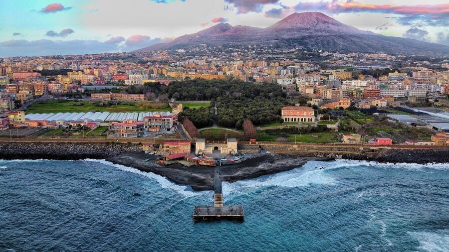 From Sorrento: Pompeii & Mt. Vesuvius Tour with Lunch & Wine - A Full-Day Take on Pompeii and Vesuvius From Sorrento