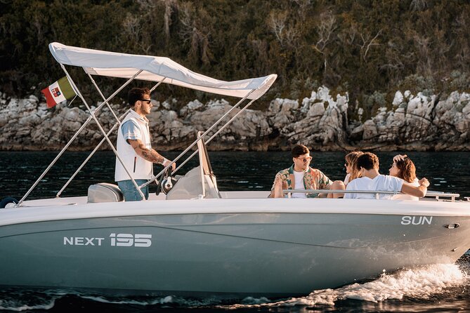 From Sorrento : Private Capri Island Daily Boat Tour - Sorrento Coast Cruise: Peninsula Views and Villa Giovanna Passing