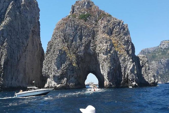 Full capri - Stop 4: Monte Solaro, A Quick View Reset