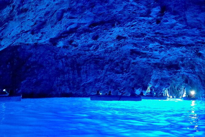 Full Day Private Boat Tour of Capri from Sorrento - Getting oriented: timing, meeting point, and on-board comfort