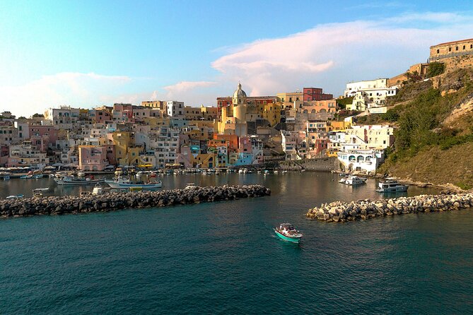 Full-Day Private Boat Tour to Gulf of Naples: Ischia & Procida - The comfortable return: Porto di Sorrento and onboard drinks