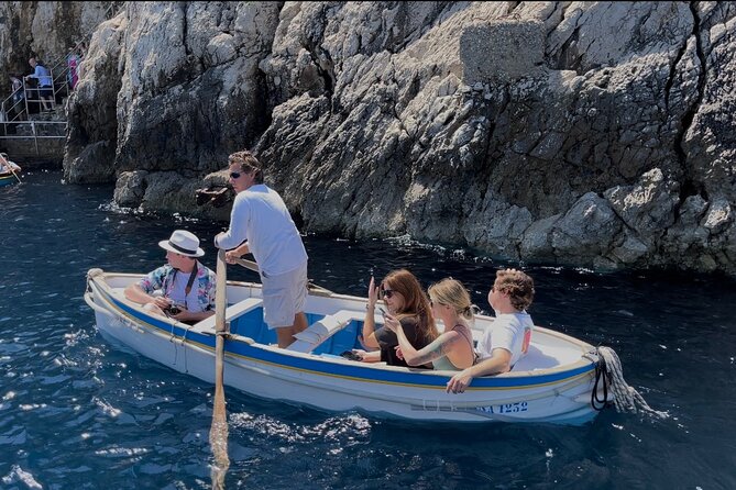 Full-Day Private Guided Boat Tour in Capri - Stop 3: Grotta Verde for a shorter swim break