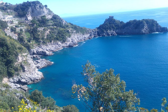 Gems of the Amalfi coast - Ravello: viewpoints, Duomo options, and garden time