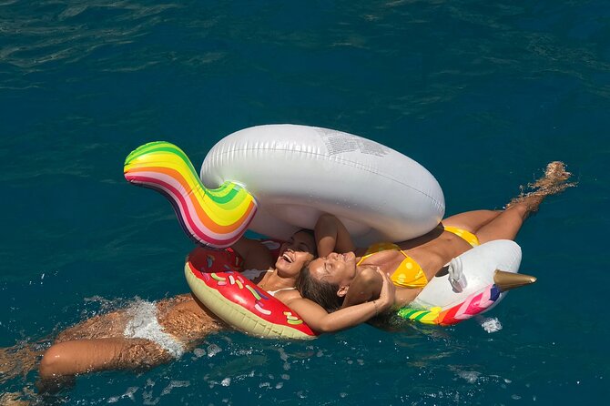 Guided day by boat to the Secrets of the Island of Capri - Who this Capri boat day fits best