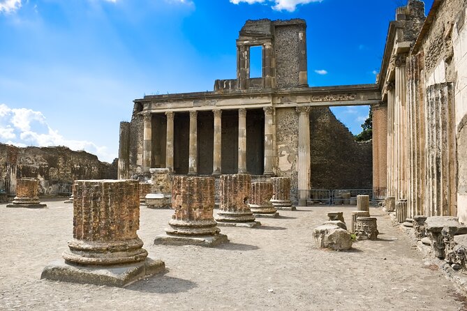 Half-Day Group Tour in Pompeii with Pick Up - Forum, Public Monuments, and the Life of Ancient Romans