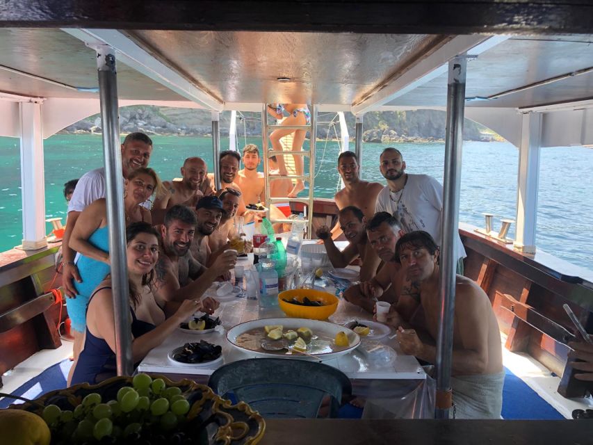 Ischia: Island Boat Tour with Neapolitan Lunch & Snorkeling - Key things that make this tour worth your time