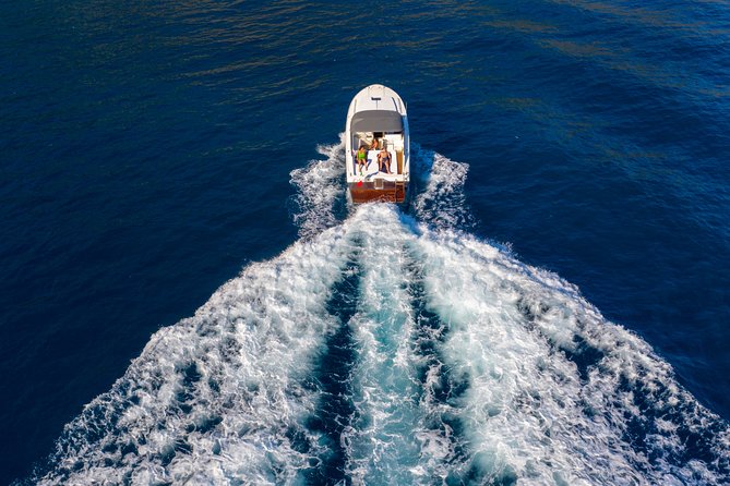 Ischia & Procida Tour - Service and boat comfort: the names Raffaele and Antonio matter