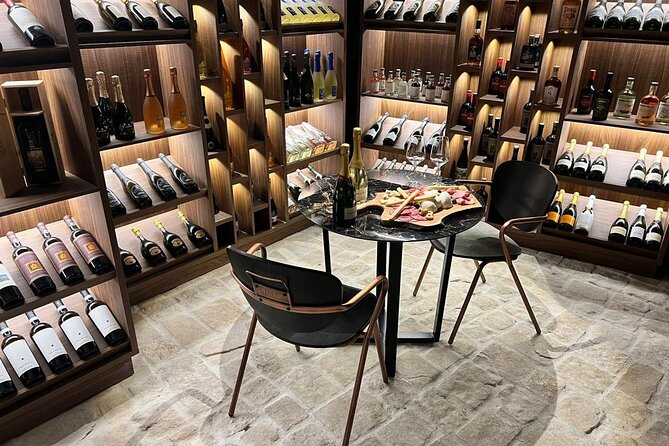 Light dinner accompanied with Masterclass Wines - What you’ll learn that sticks, even after the last sip