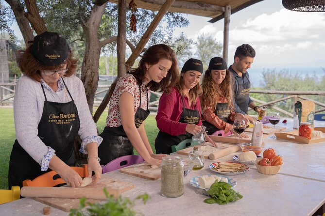 Pasta and Pizza Master Class with Pick Up in Sorrento - Lunch, wine, and the real point of doing a class