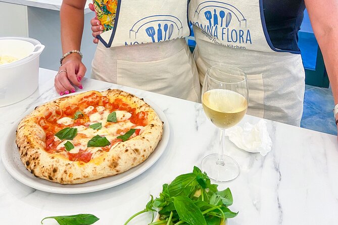 Pizza Class in Sorrento - Finding Nonna Flora, Meeting Point, and What the Setup Signals