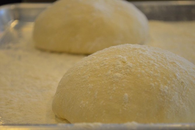 Pizza School Experience from Sorrento - Mozzarella tasting: why it’s more than a side dish