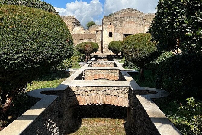 Pompeii and Herculaneum from Sorrento or Naples - Price and value: what you pay, what you still need